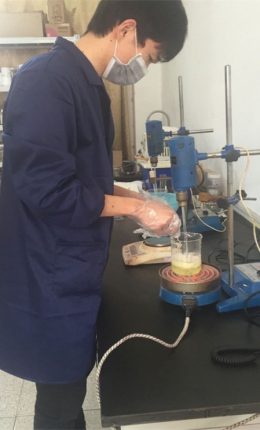 Pesar com precisão o componente diazo2